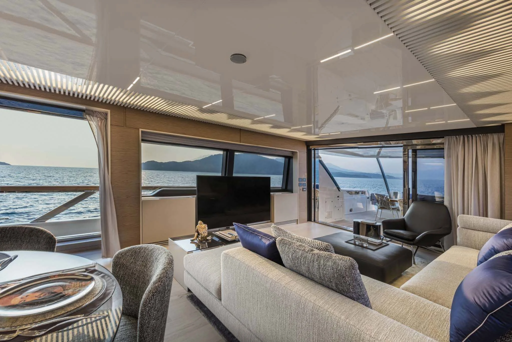 FERRETTI 920 görsel 4