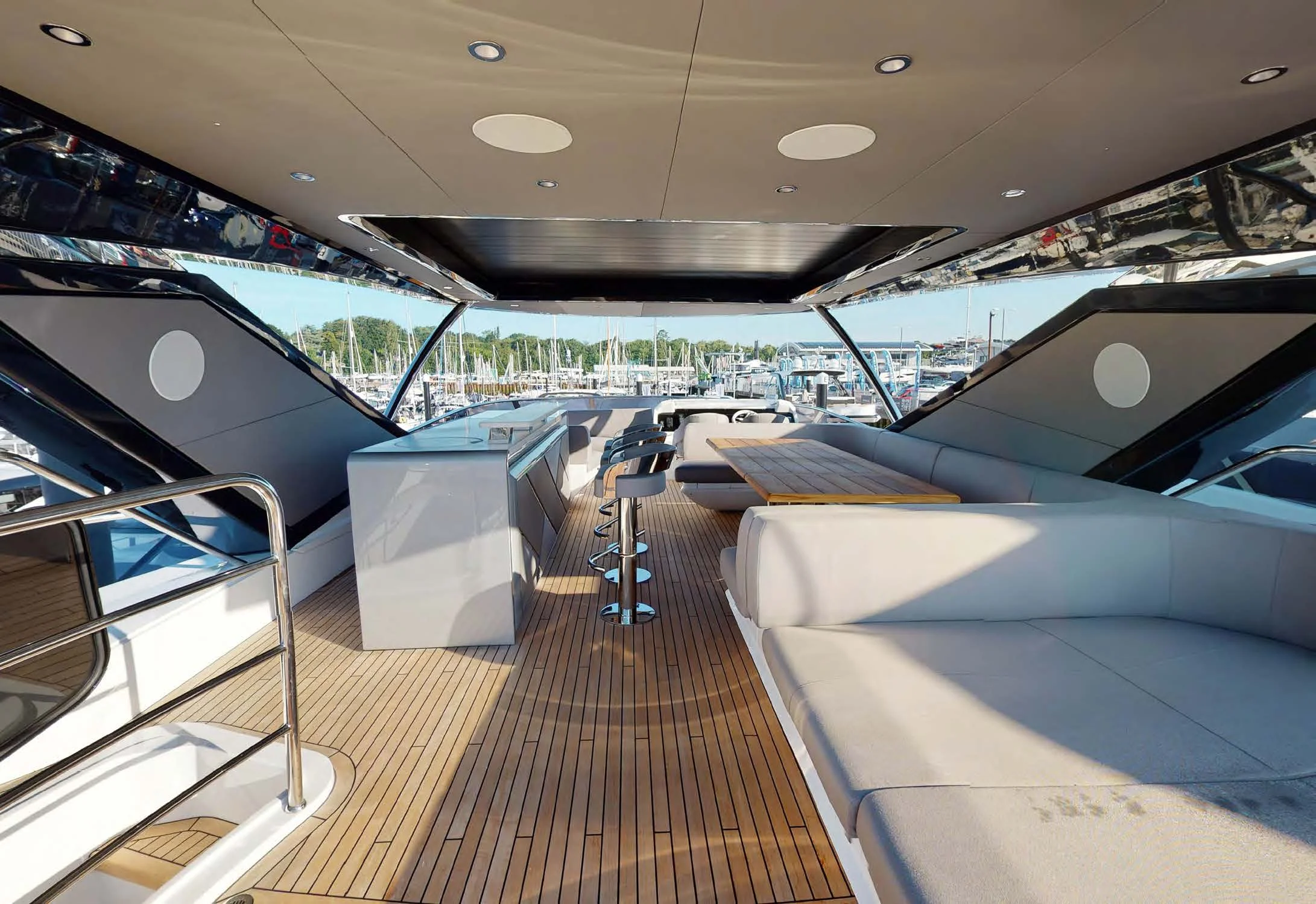 SUNSEEKER 88 YACHT görsel 10