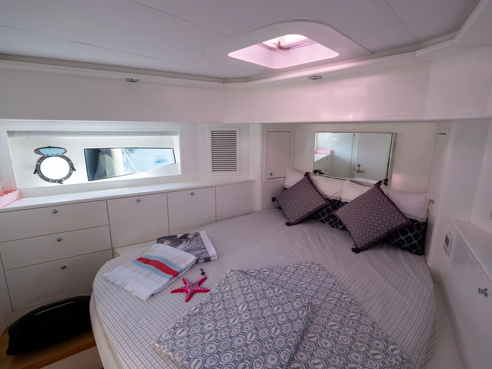 CUSTOM TRAWLER görsel 49