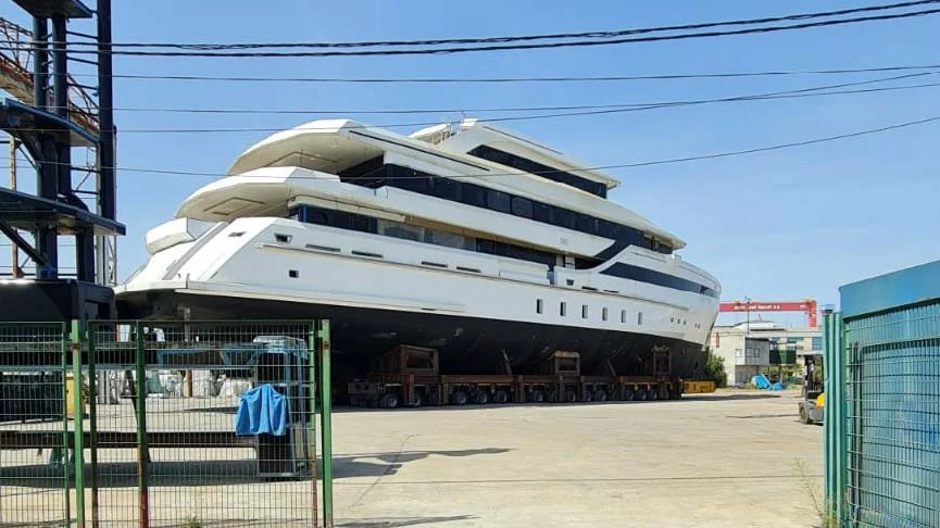 CUSTOM 50 M - Süper Yat