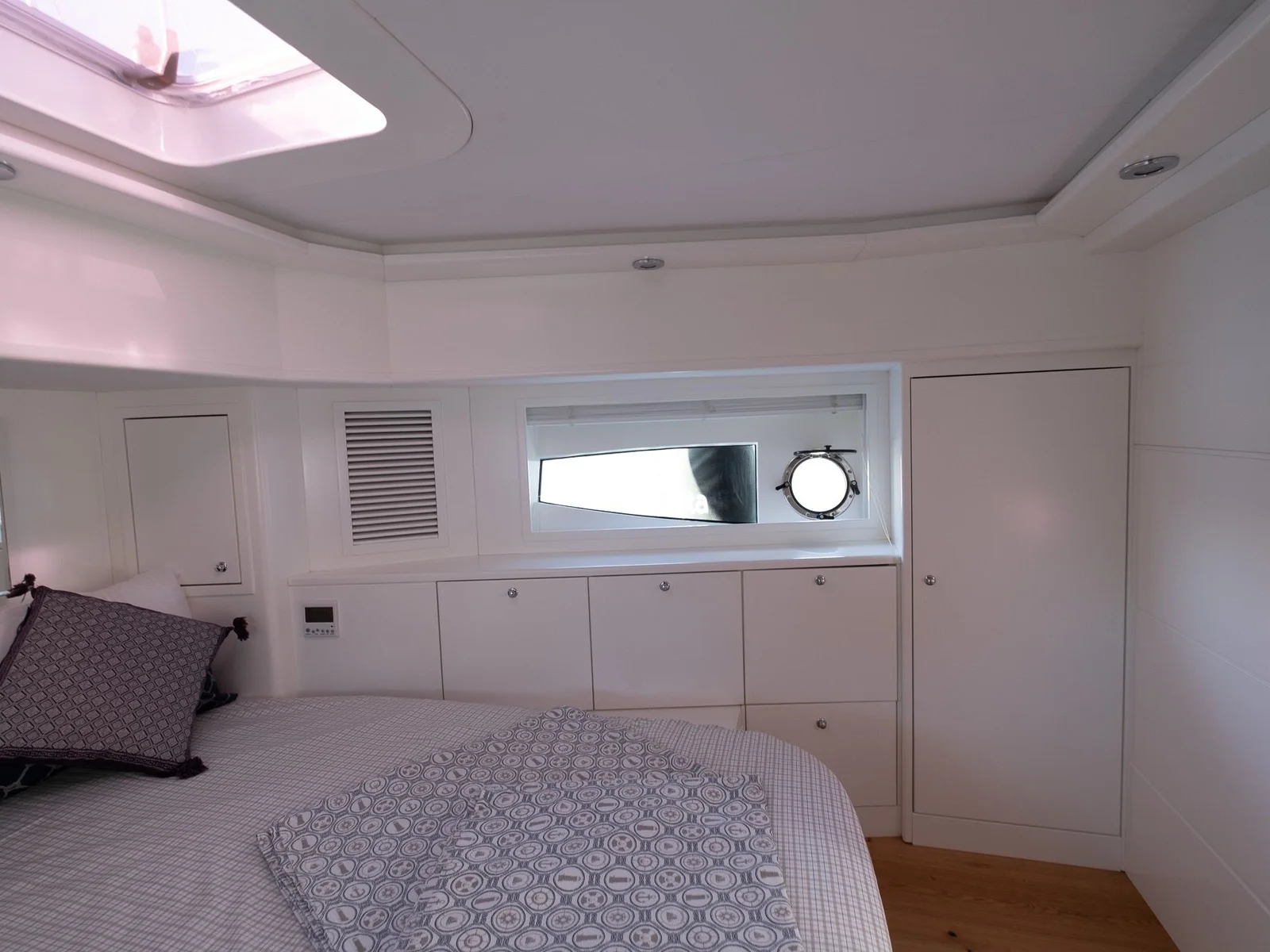 CUSTOM TRAWLER görsel 52