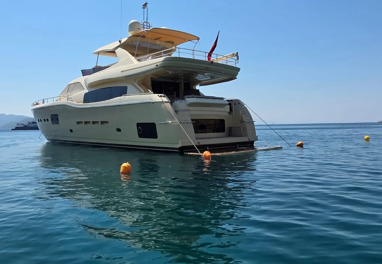 FERRETTI 840 ALTURA görsel 8