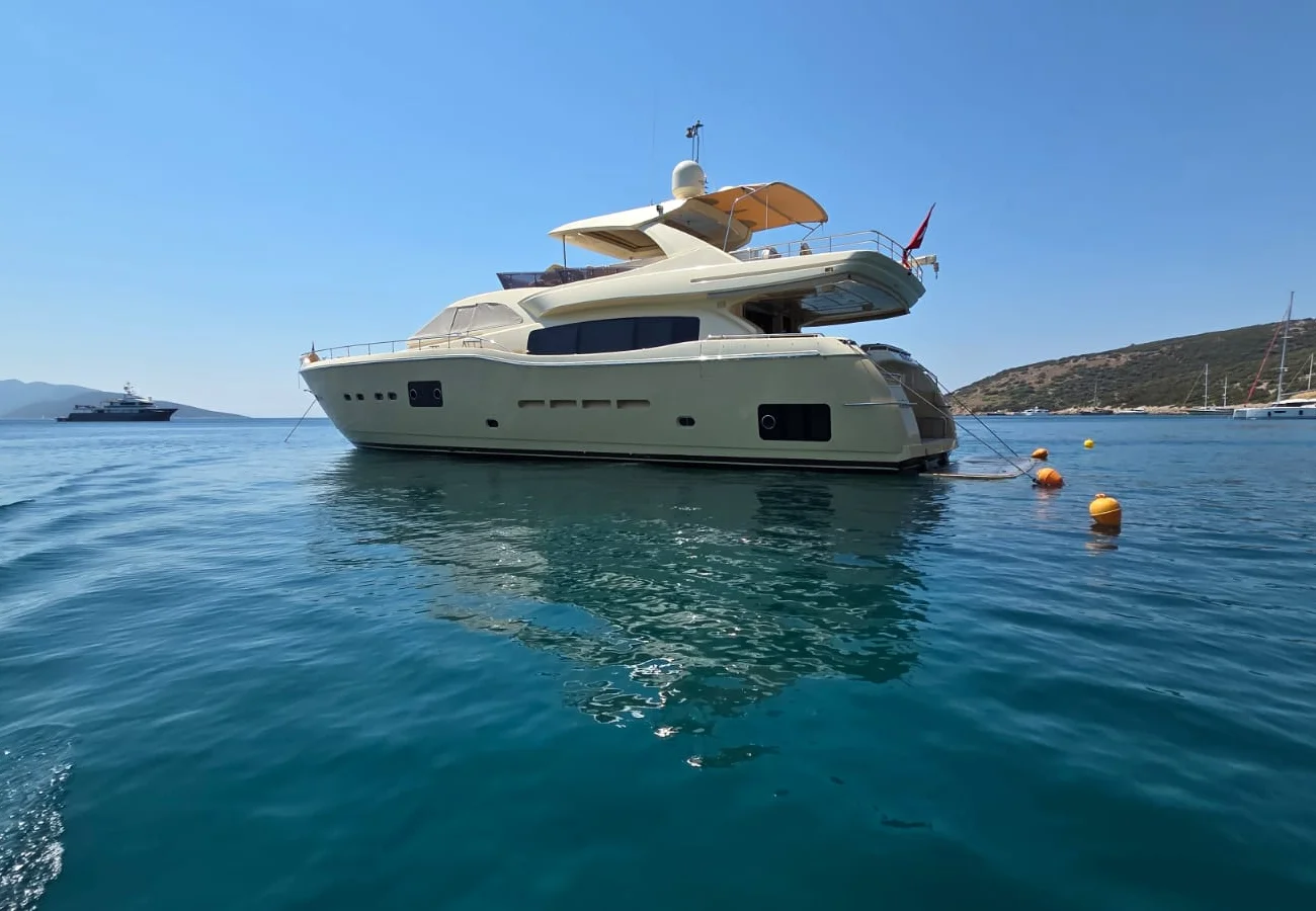 FERRETTI 840 ALTURA görsel 9