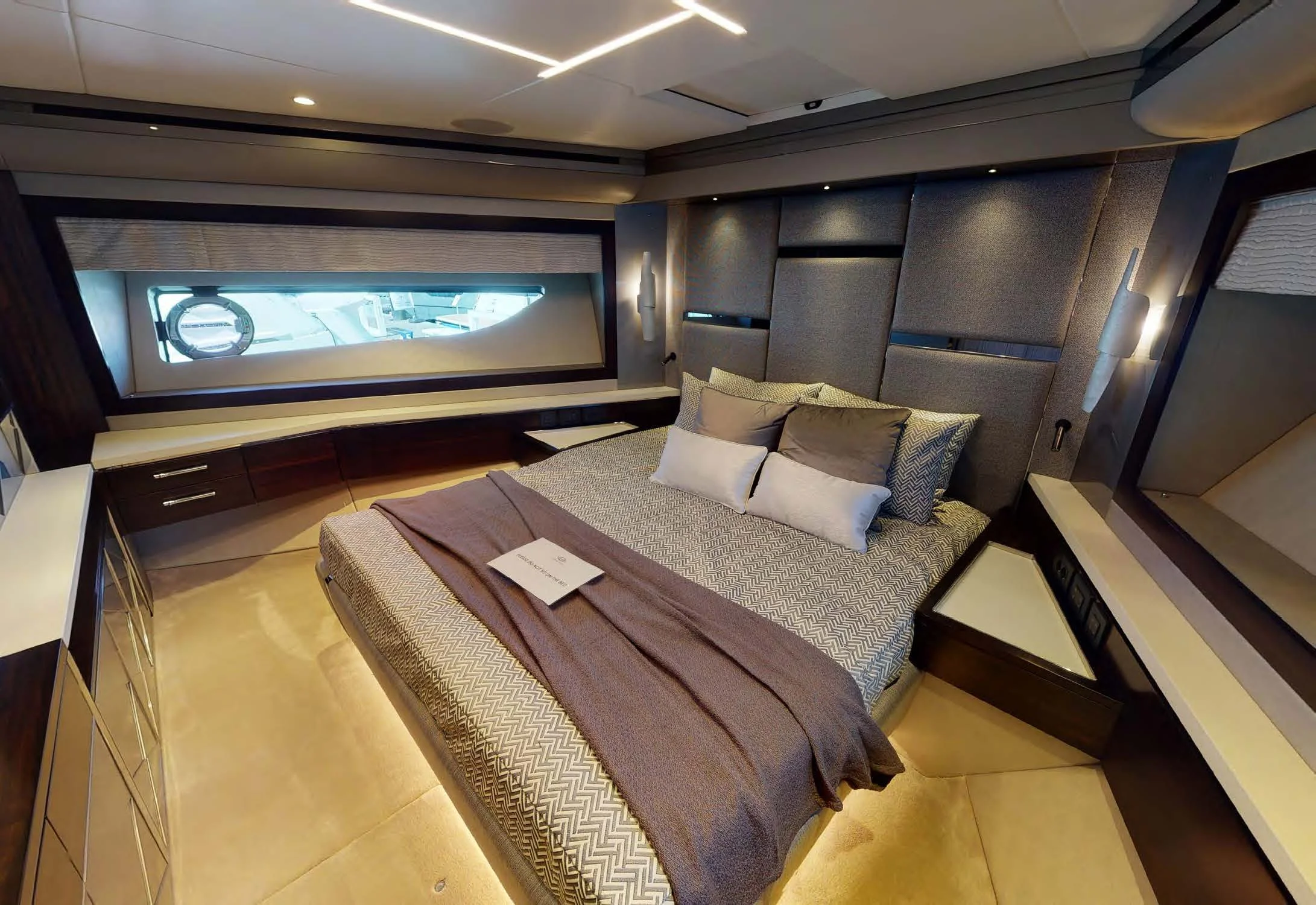 SUNSEEKER 88 YACHT görsel 32