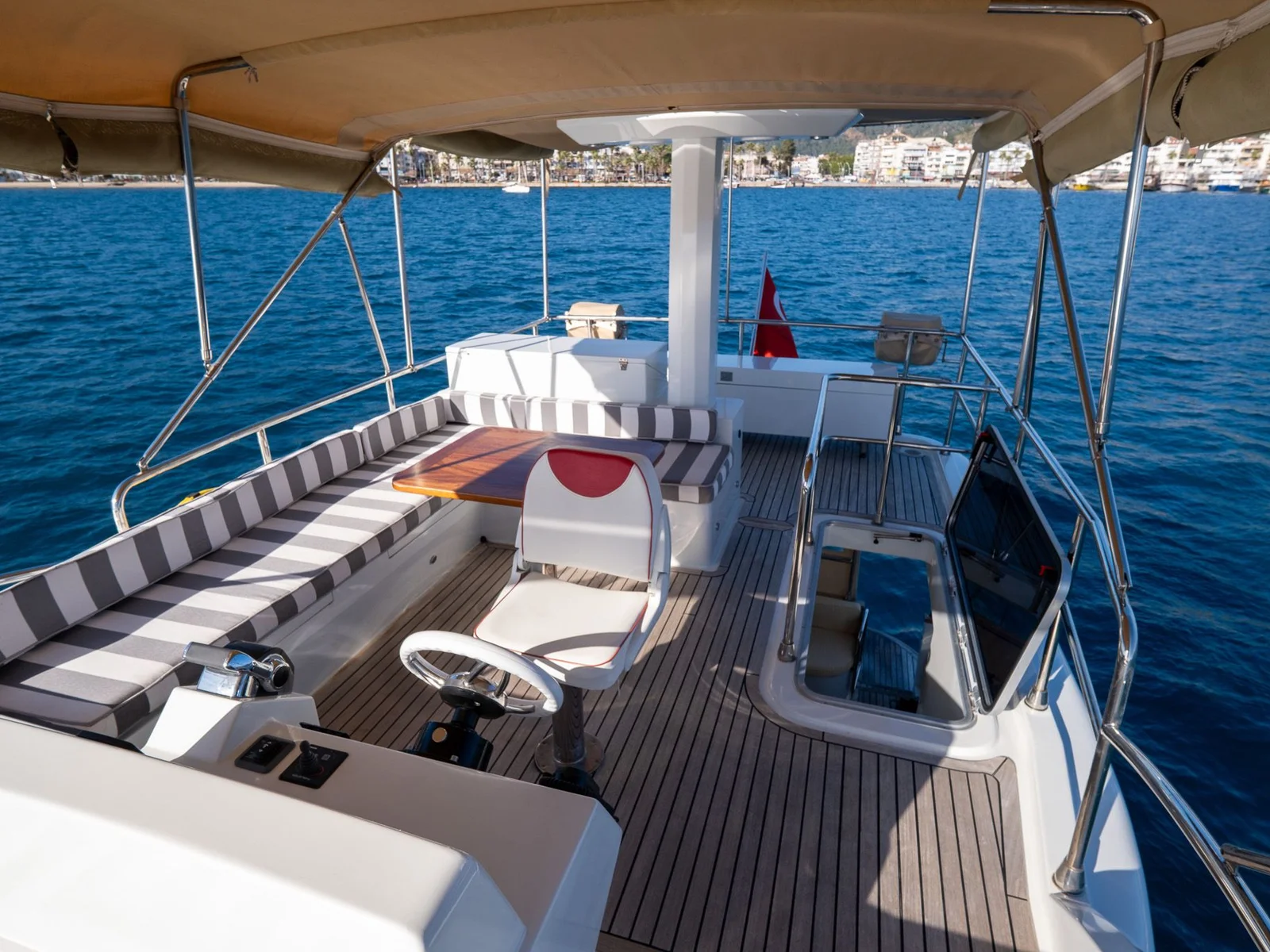 CUSTOM TRAWLER görsel 30