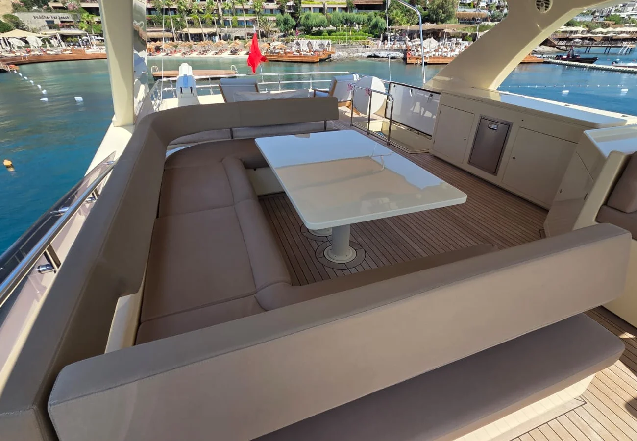 FERRETTI 840 ALTURA görsel 44