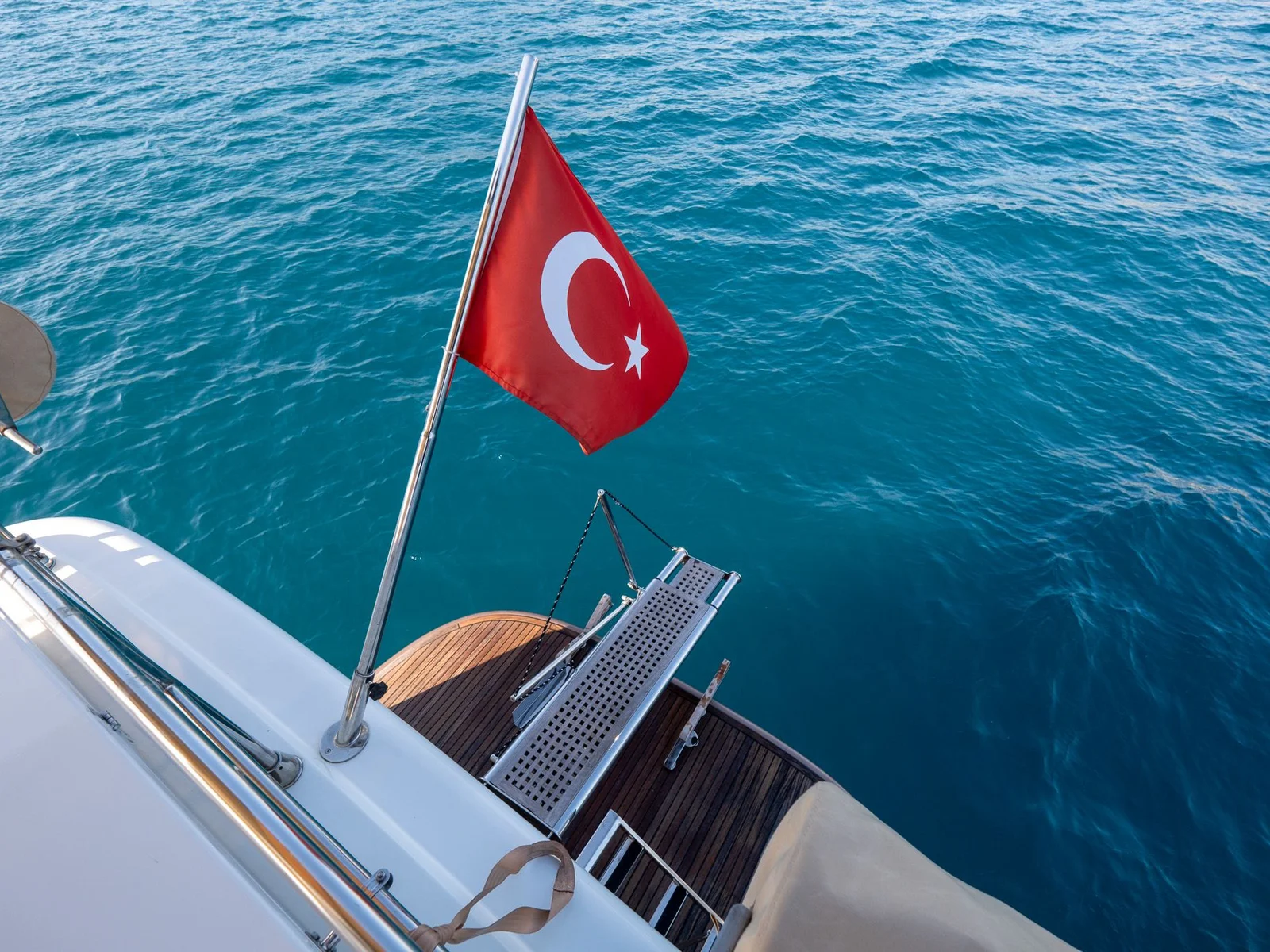 CUSTOM TRAWLER görsel 18