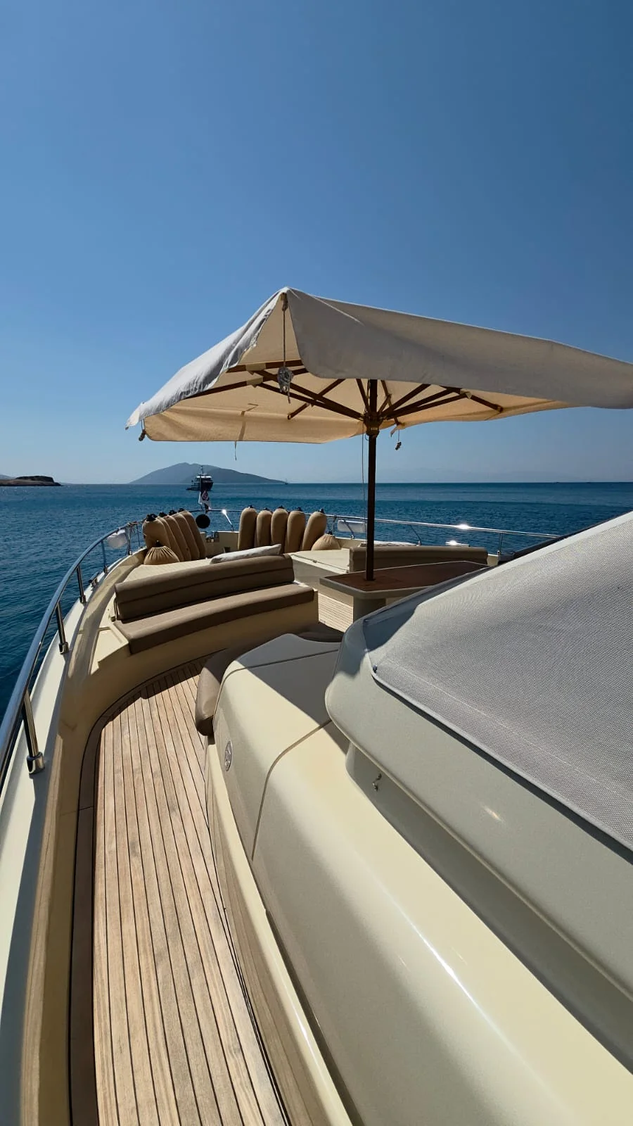 FERRETTI 840 ALTURA görsel 31