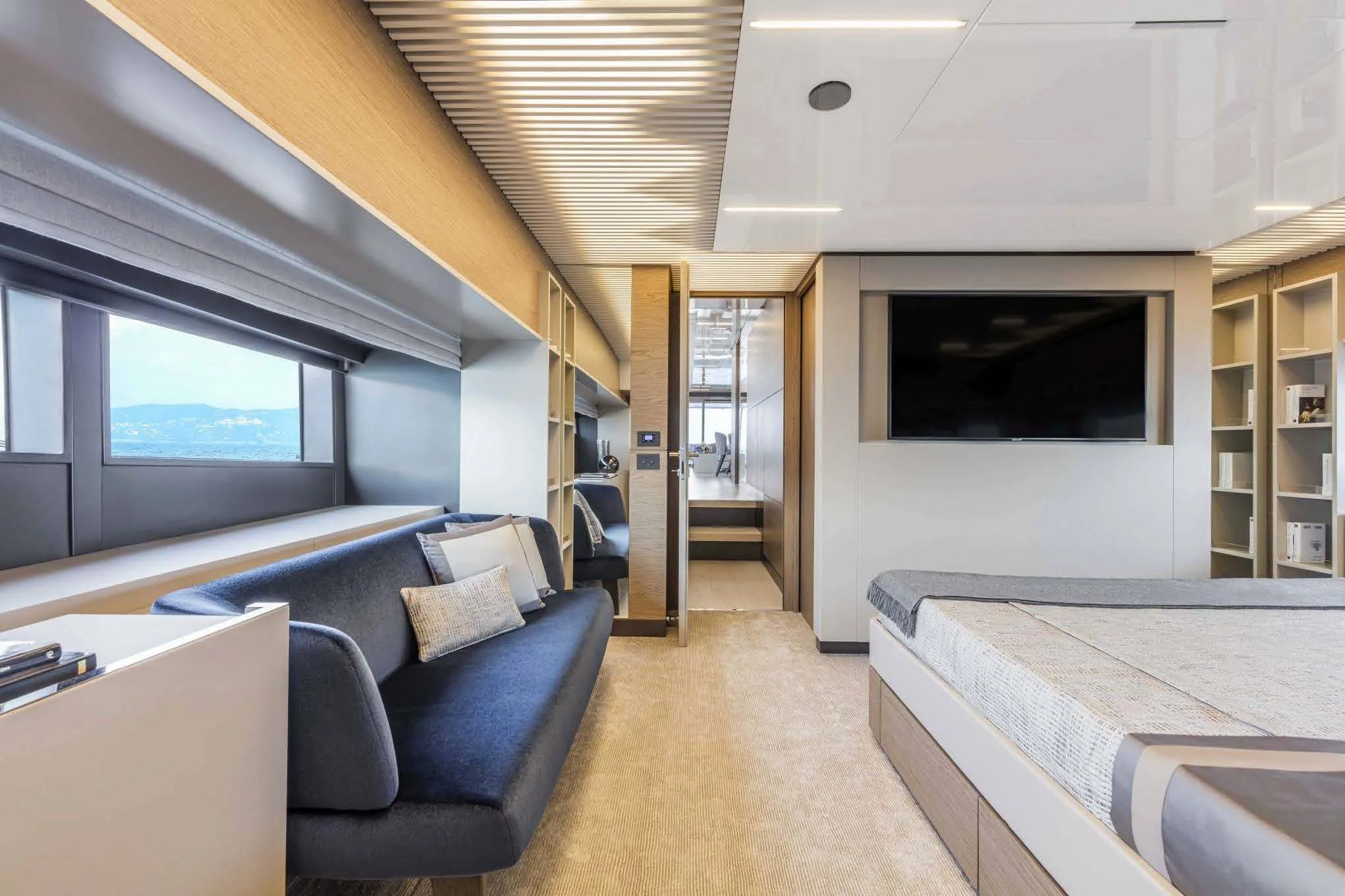 FERRETTI 920 görsel 7