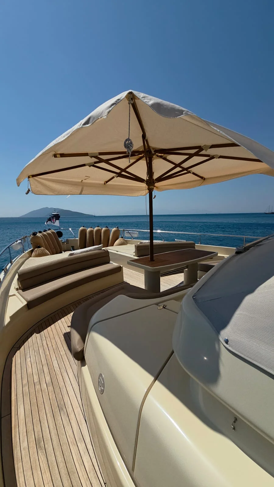 FERRETTI 840 ALTURA görsel 32