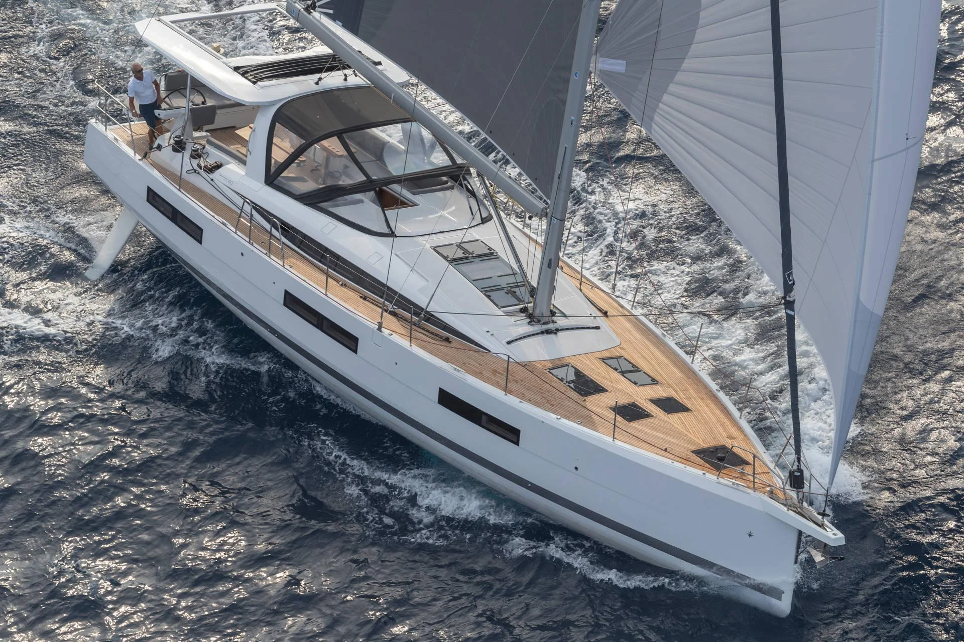 JEANNEAU 60 görsel 3